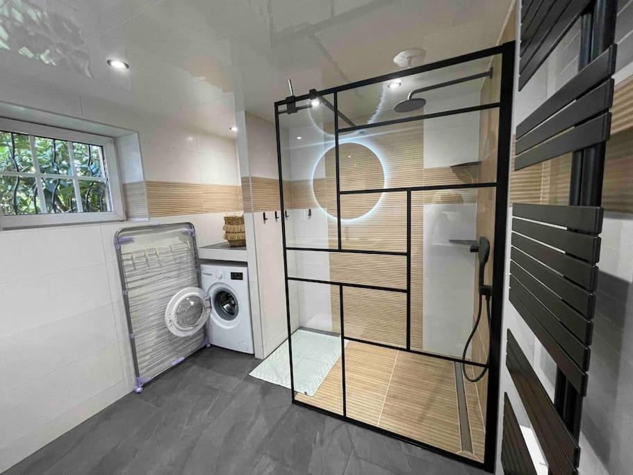 Gite Cosy Pour 2 A 4 Personnes, Village Proche Mulhouse Burnhaupt-le-Bas Exterior photo